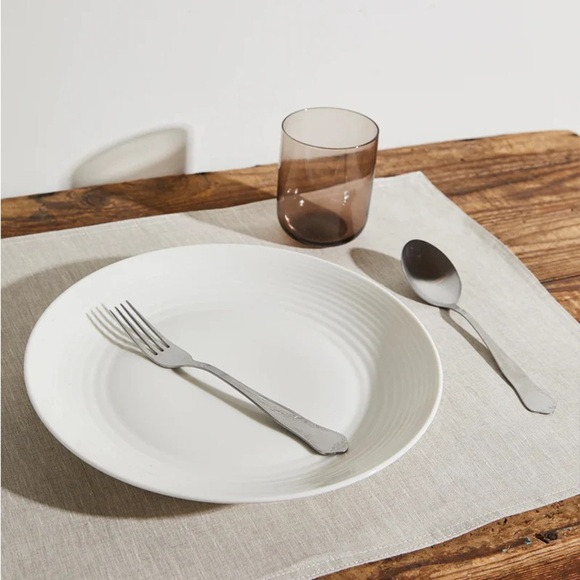 LINGE PARTICULIER LOOSE TABLE-MAT
100% LINEN
IN Color WALNUT made in FRANCE - Picture 2 of 10